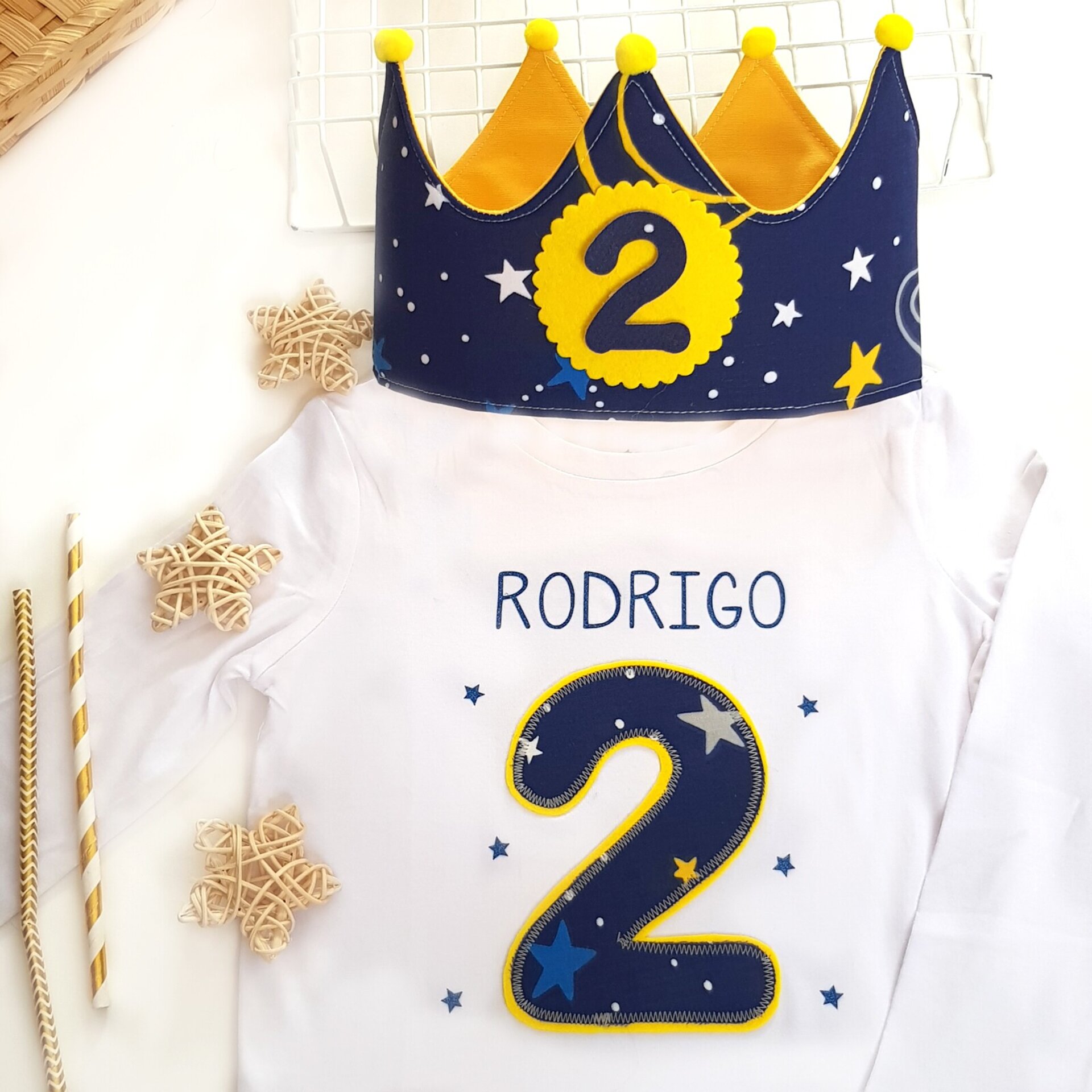 Conjunto cumpleaños corona y camiseta Estrellas - 1