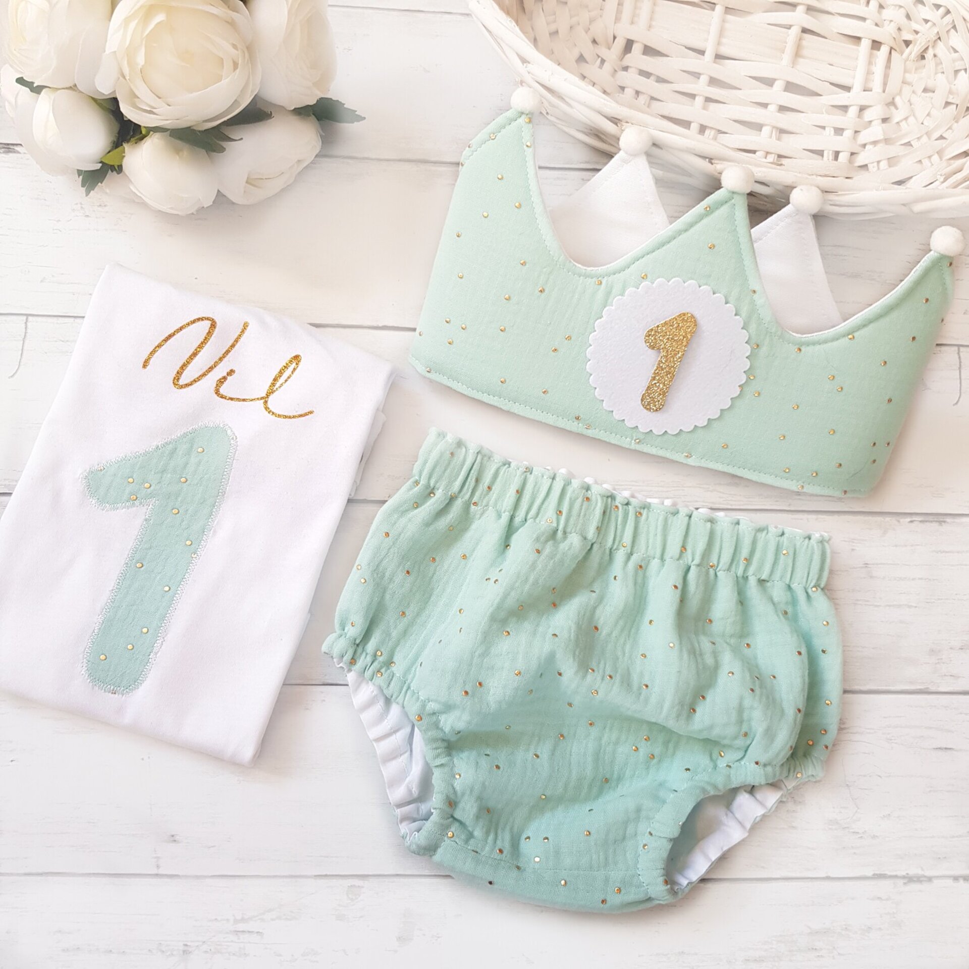 Conjunto cumpleaños Muselina MInt con dorado - 1