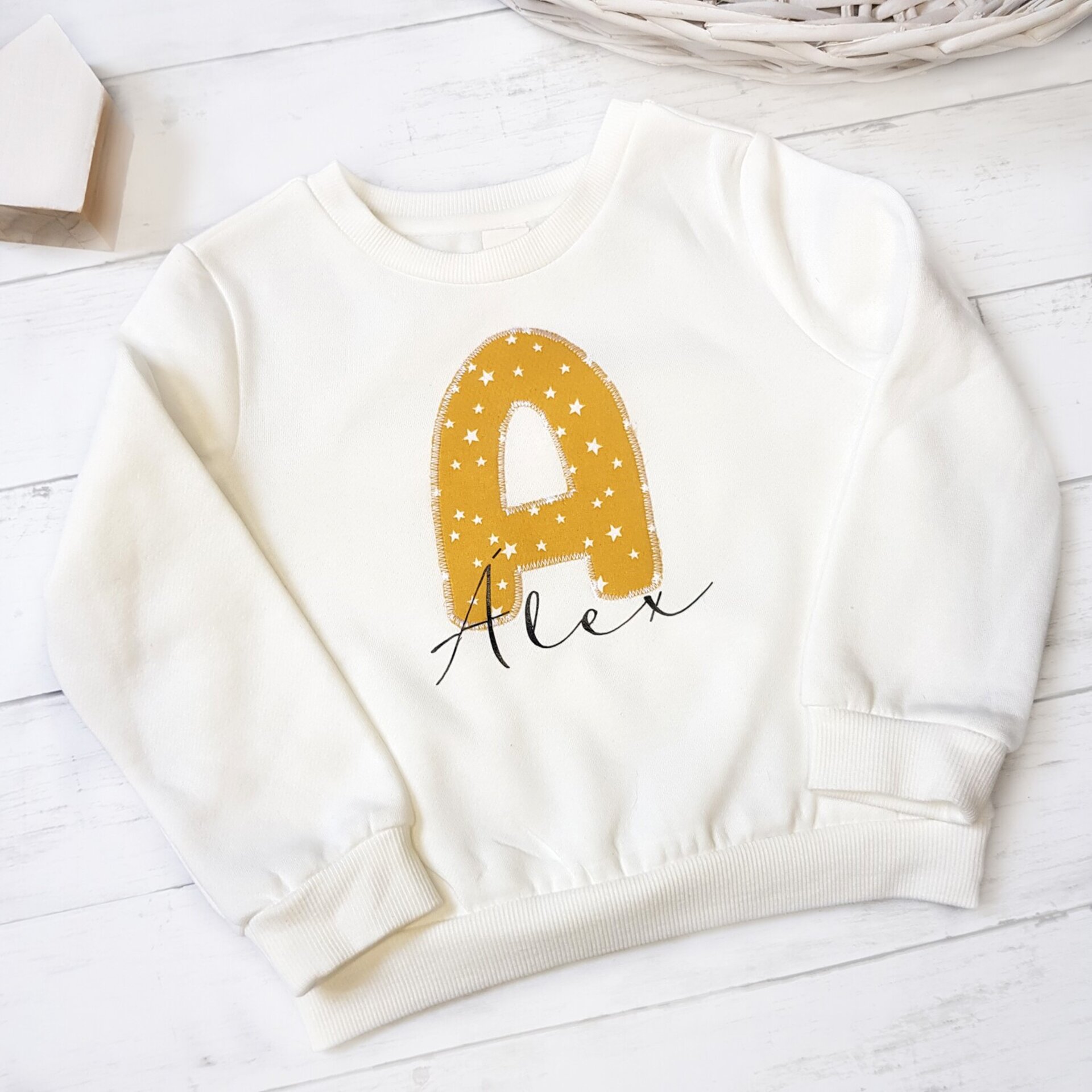 Sudadera bebé personalizada con la inicial y nombre, varias telas - 4