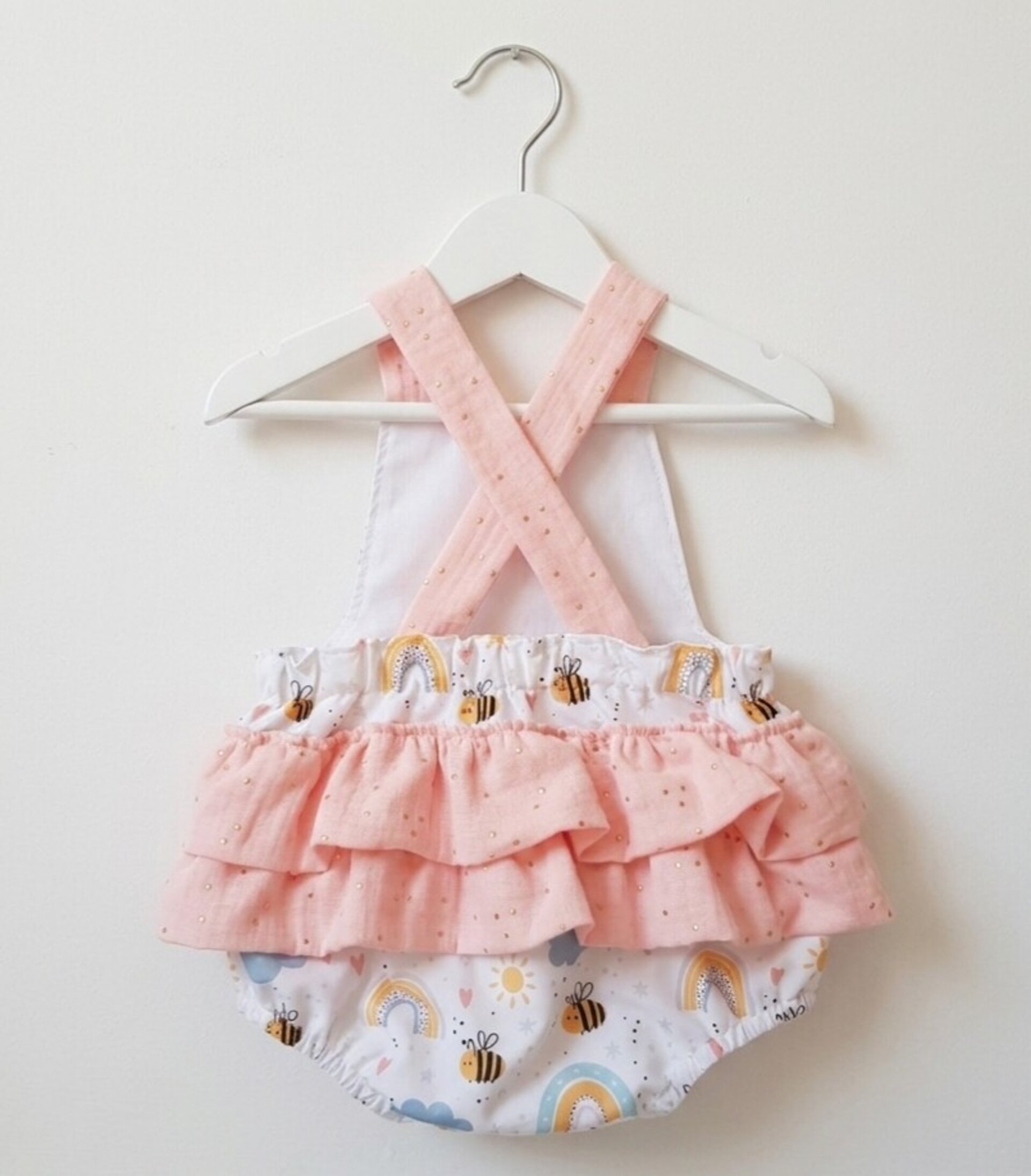 Conjunto cumpleaños corona y peto Arcoiris y abejas - 2