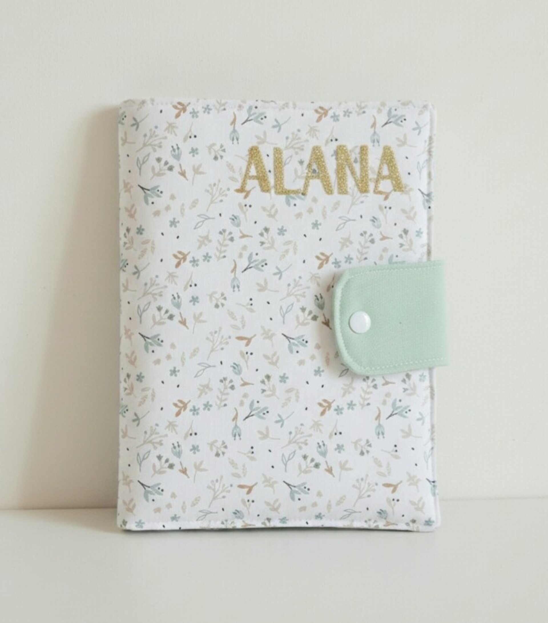 Portadocumentos bebé personalizado Flores mint y beige - 1