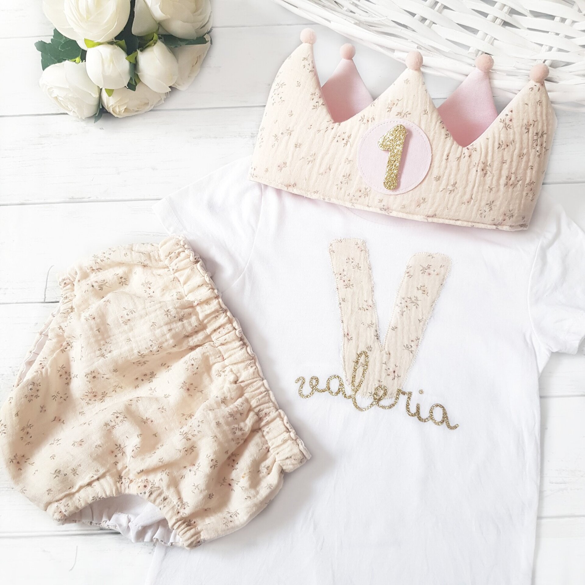 Conjunto cumpleaños muslina Florecitas pastel - 1