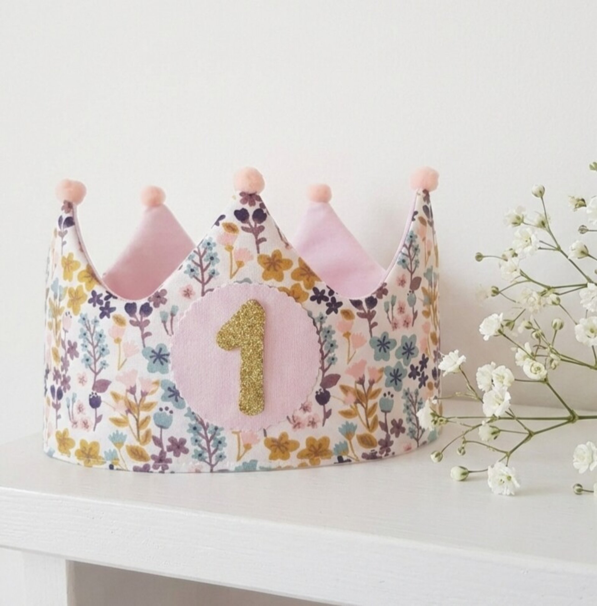 Corona cumpleaños Florecitas mostaza - 1