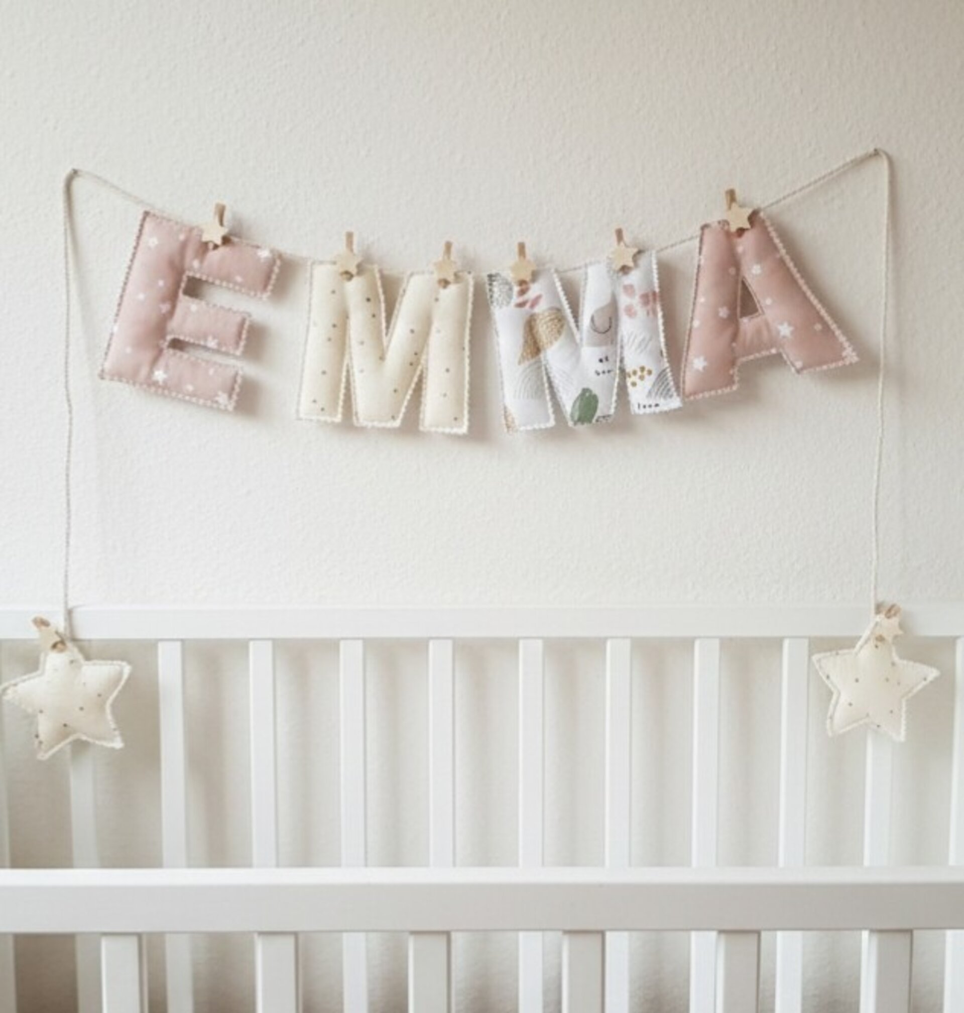 Diseña Guirnalda nombre bebé, 2-3 telas - 2